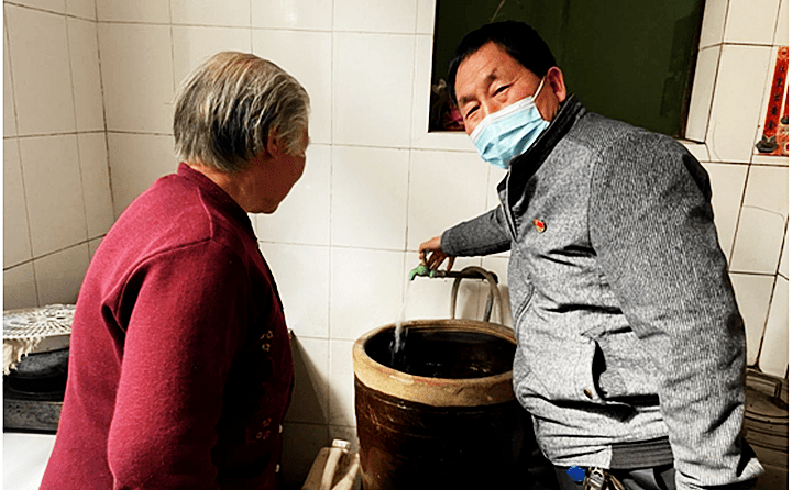 智能水表安裝后，用多少水收多少錢，村民的節(jié)水意識也有所提升，不再像以前一樣無節(jié)制用水，節(jié)水率達到50%以上。